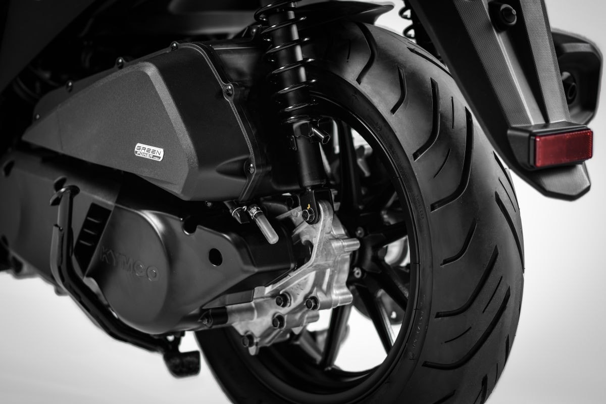  Kymco lancia il nuovo scooter Skytown 125